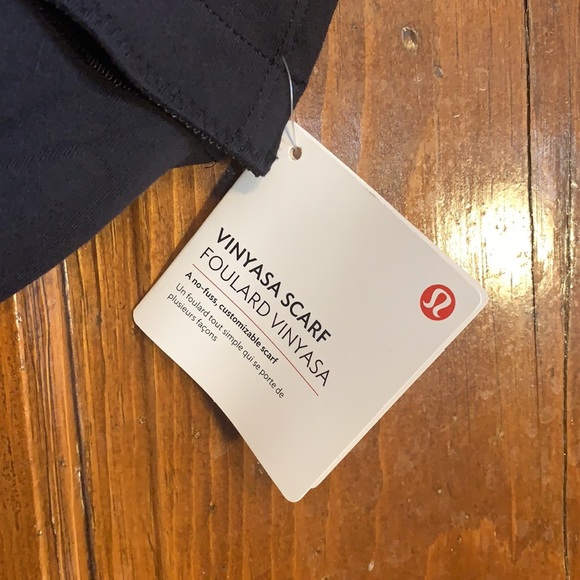 Vinyasa scarf - Picture 2 of 4